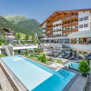 Trofana Royal 5 ***** Ischgl