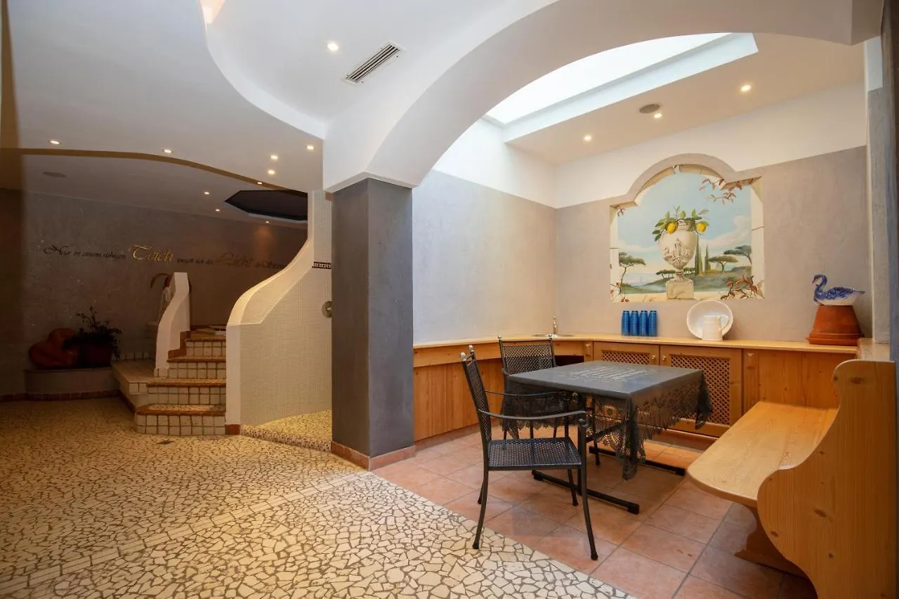 Alpenresidenz Trisanna Bed and Breakfast Ισγκλ