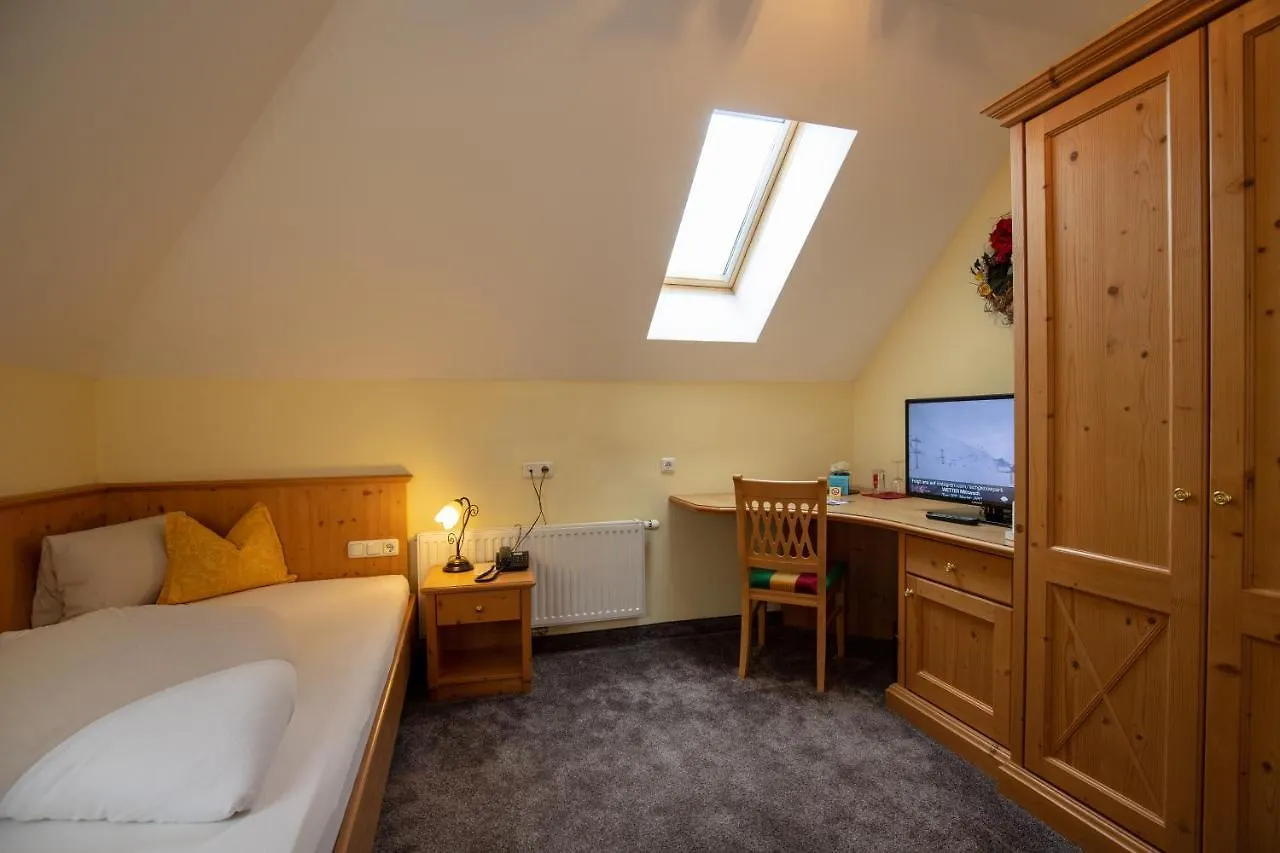 Alpenresidenz Trisanna Bed and Breakfast Ισγκλ Αυστρία