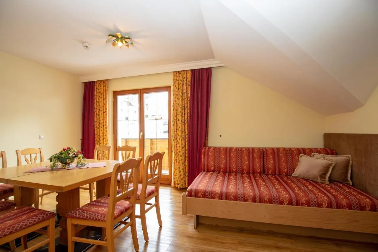 Alpenresidenz Trisanna Bed and Breakfast Ισγκλ Αυστρία