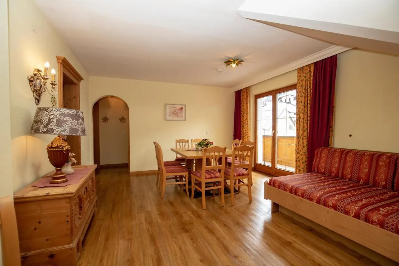 Alpenresidenz Trisanna Bed and Breakfast Ισγκλ 4*,  Αυστρία