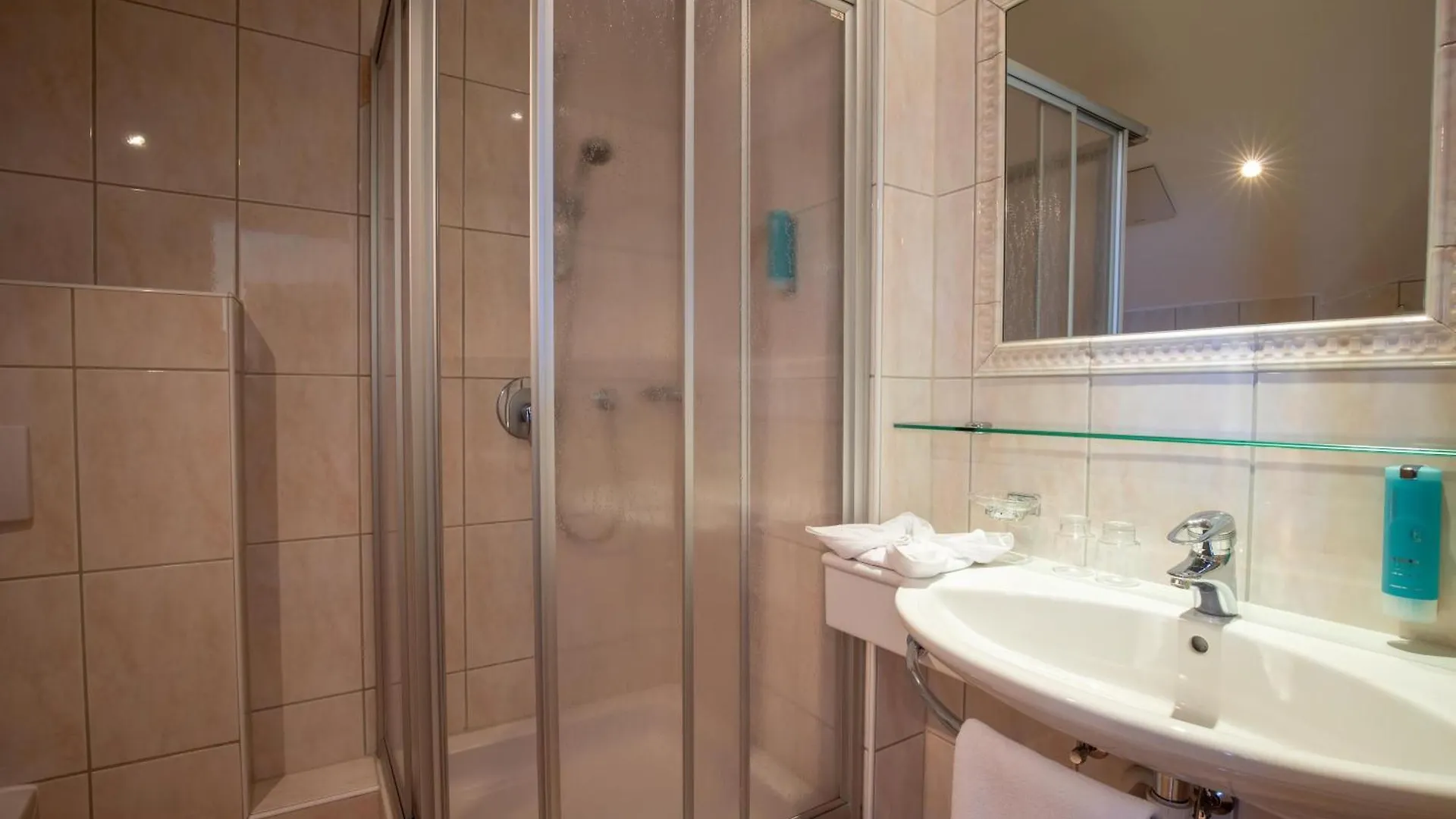 Alpenresidenz Trisanna Bed and Breakfast Ισγκλ