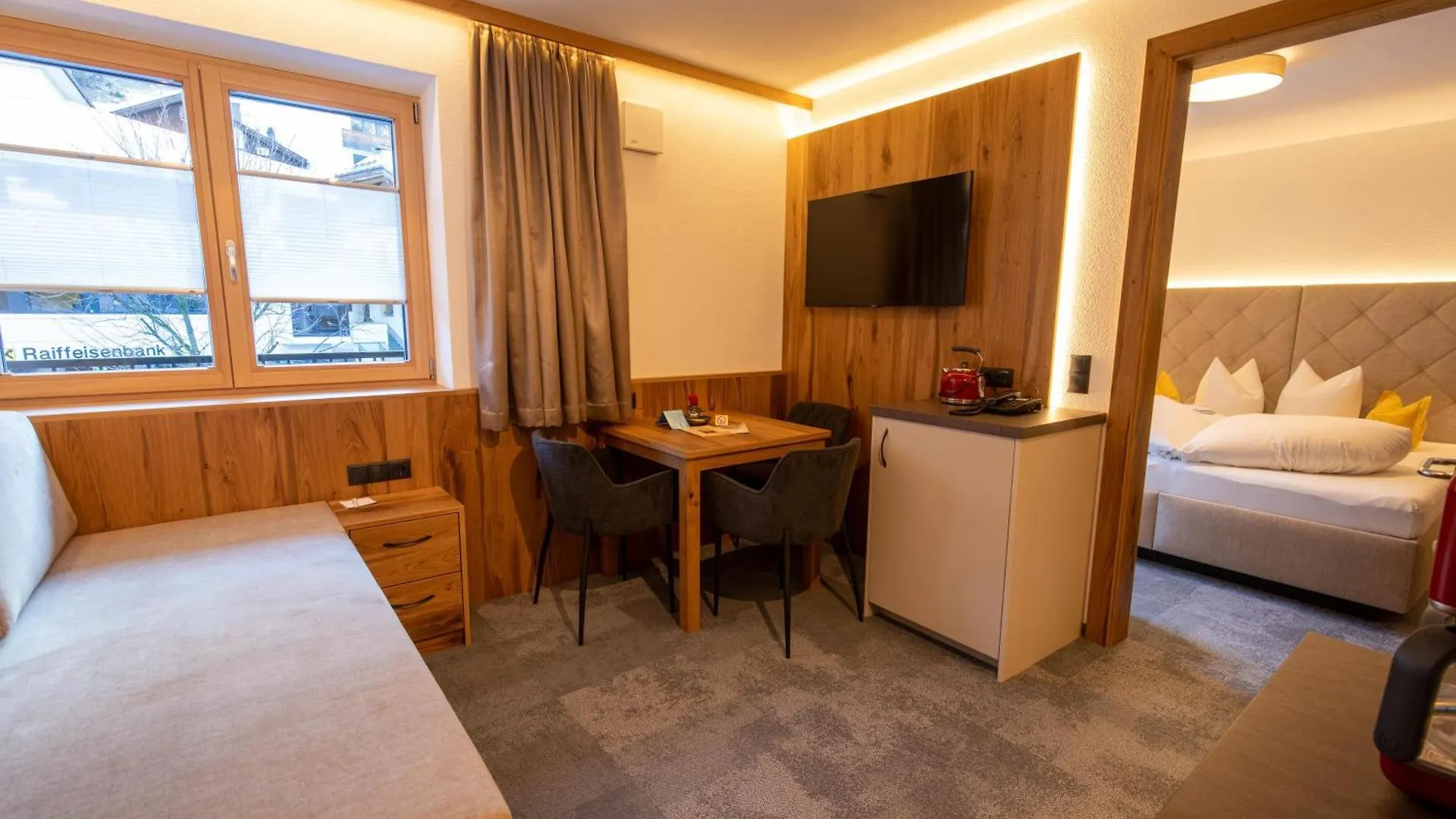 Alpenresidenz Trisanna Bed and Breakfast Ισγκλ 4*,  Αυστρία